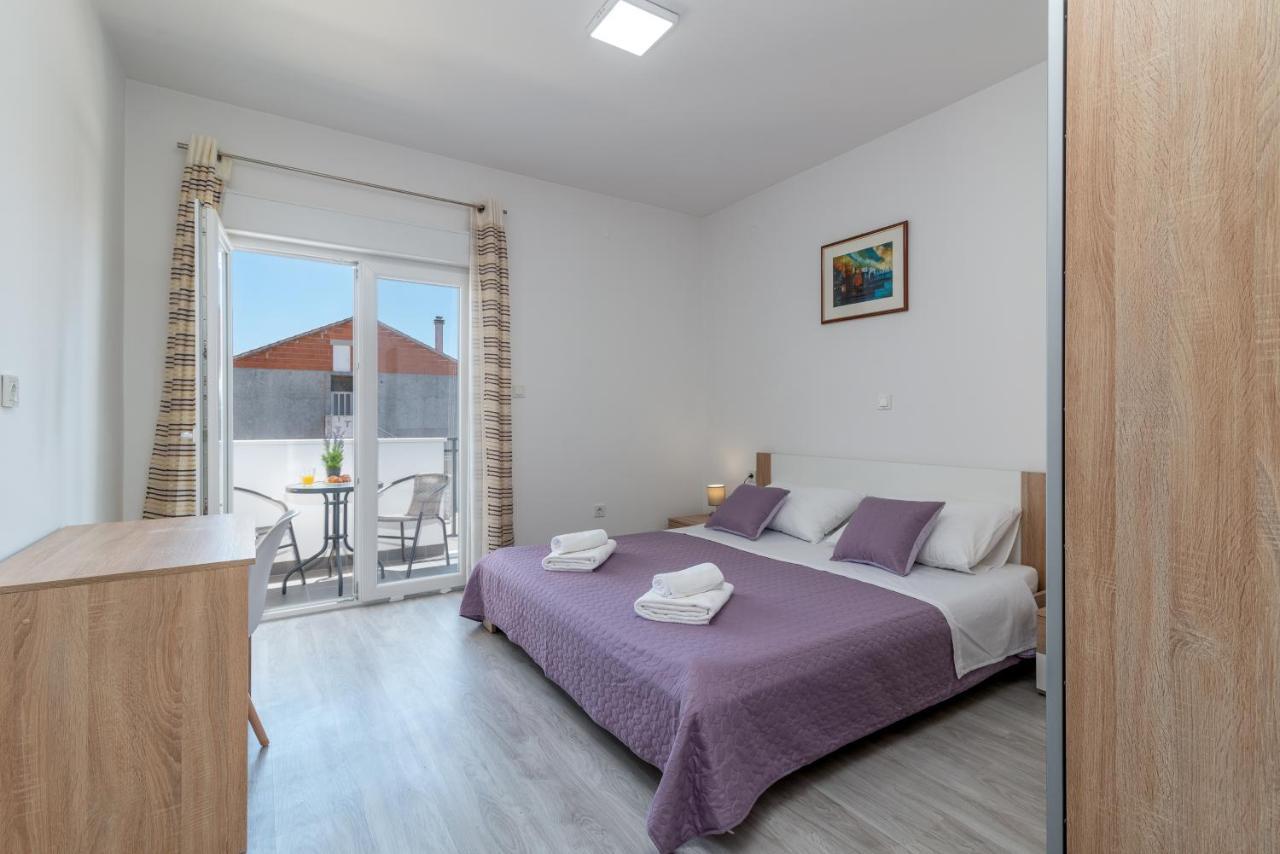 Apartmani Ante & Sime Trogir Exterior photo